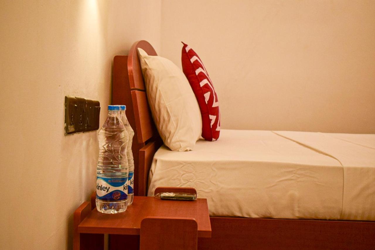 Palitha Homestay Szigirija Kültér fotó